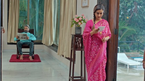 Rishtey-2025-www.moviespapa.com-Bhojpuri-1080p-HDRip-3GB.mkv_snapshot_00.52.38.920.jpg
