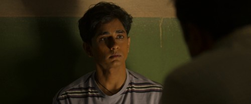 3BHK-2025-www.9kmovies.rip-Hindi-ORG-DD-5.1--Tamil-1080p-HDRip-2.9GB.mkv_snapshot_00.33.32.583.jpg