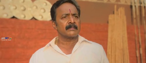 Param-Sundari-2025-Hindi-www.9kmovies.rip-1080p-HDTC.mkv_snapshot_00.37.46.198.jpg