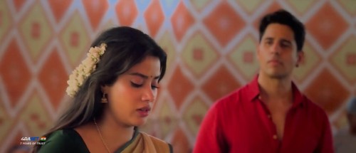 Param-Sundari-2025-Hindi-www.9kmovies.rip-1080p-HDTC.mkv_snapshot_01.09.49.198.jpg