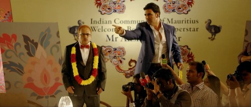 The-Shaukeens-2014-Hindi-www.moviespapa.vu-1080p-WEB-DL.mkv_snapshot_01.45.36.505.jpg
