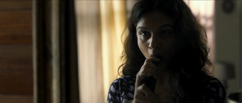 Ugly-2014-Hindi-www.moviespapa.vu-1080p-BluRay.mkv_snapshot_00.03.45.772.jpg