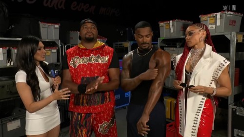 WWE-Friday-Night-SmackDown-29th-August-2025-www.moviespapa.com-English-1080p-HDRip-2.2GB.mkv_snapshot_00.23.43.818.jpg