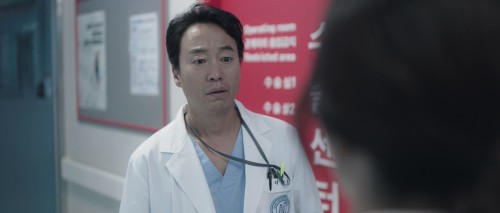 Beyond-the-Bar-2025-S01E09-www.9kmovies.rip-Hindi-2.0--English-2.0-NF-Web-Series-1080p.mkv_snapshot_00.03.46.101.jpg