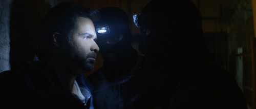 Ungli-2014-Hindi-www.9kmovies.rip-1080p-WEB-DL.mkv_snapshot_00.53.48.730.jpg