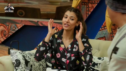 Bigg-Boss-Season-19-2025-EP089-Hindi-JioHotStar-Series-1080.mkv_snapshot_00.20.00.000.jpg