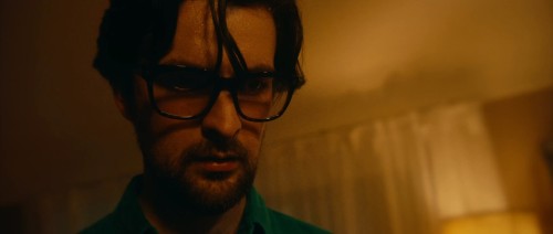 Dont-Look-Away-2023-Hindi-ORG--English-www.moviespapa.vu-1080p-HQ-HDRip-ESub.mkv_snapshot_00.55.25.322.jpg