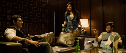 Youngistaan-2014-Hindi-www.moviespapa.vu-1080p-WeB-DL.mkv_snapshot_00.08.46.065.jpg