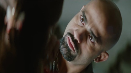 Aata-2025-www.moviespapa.com-Hindi-ORG-DDP-2.0-AMZN-1080p-WEB-DL-2.4GB.mkv_snapshot_00.57.38.975.jpg