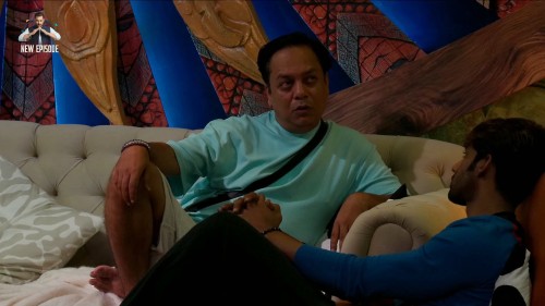 Bigg-Boss-Season-19-2025-www.moviespapa.vu-EP13-Hindi-JioHotStar-Series-1080p.mkv_snapshot_00.22.02.000.jpg