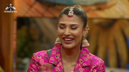 Bigg-Boss-Season-19-2025-www.moviespapa.vu-EP15-Hindi-JioHotStar-Series-1080p.mkv_snapshot_00.22.16.000.jpg
