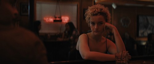 Weapons-2025-www.moviespapa.com-English-DD5.1-1080p-HDRip-2.6GB.mkv_snapshot_00.17.04.378.jpg