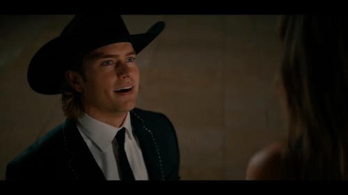The-Wrong-Paris-2025-www.9kmovies.rip-Hindi-ORG-DD5.1--English-1080p-HDRip-2.7GB-ESub.mkv_snapshot_01.35.35.792.jpg