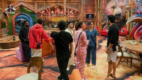 Bigg-Boss-Season-19-2025-www.moviespapa.casa-EP23-Hindi-JioHotStar-Series-1080p.mkv_snapshot_00.36.04.000.jpg
