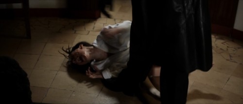 Tulpa-2012-www.moviespapa.com-Hindi-ORG-DD-2.0--English-1080p-BluRay-1.8GB.mkv_snapshot_00.36.05.246.jpg