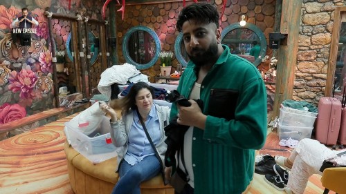 Bigg-Boss-Season-19-2025-EP24-www.9kmovies.rip-Hindi-JioHotStar-Series-1080p.mkv_snapshot_00.16.46.000.jpg