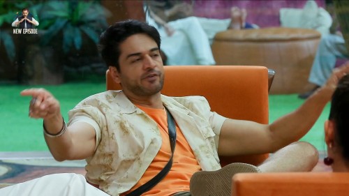 Bigg-Boss-Season-19-2025-EP24-www.9kmovies.rip-Hindi-JioHotStar-Series-1080p.mkv_snapshot_00.52.18.000.jpg