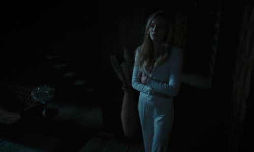 Trust-2025-www.moviespapa.com-Hindi-ORG-AAC-5.1--English-1080p-HDRip-1.9GB.mkv_snapshot_00.30.35.897.jpg