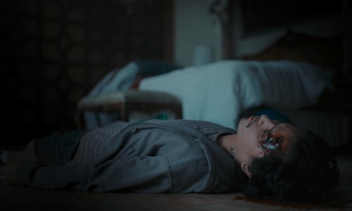 Trust-2025-www.moviespapa.com-Hindi-ORG-AAC-5.1--English-1080p-HDRip-1.9GB.mkv_snapshot_01.04.37.187.jpg
