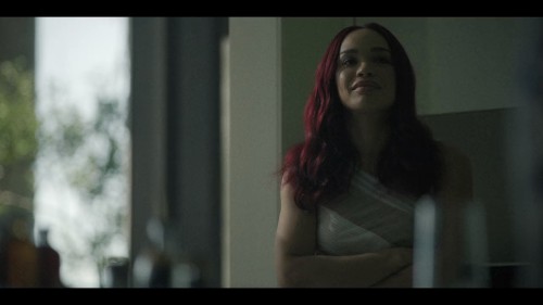 Black-Rabbit-S01-2025-www.9kmovies.rip-Hindi-ORG-DD5.1--English-720p-HDRip.mkv_snapshot_01.25.29.673.jpg