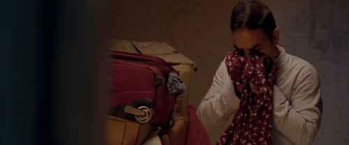 Phobia-2016-www.9kmovies.rip-Hindi-ORG-DD-2.0-720p-HDRip-1GB.mkv_snapshot_01.17.39.230.jpg