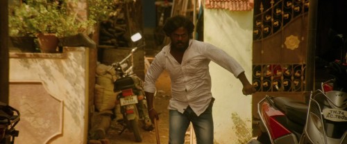 Byri-Pagam-1-2024-www.9kmovies.rip-Hindi-ORG-DD-5.1--Tamil-1080p-HDRip-2.9GB.mkv_snapshot_00.32.37.250.jpg
