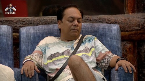 Bigg-Boss-Season-19-2025-EP27-Hindi-JioHotStar-Series-1080p.mkv_snapshot_00.57.10.000.jpg