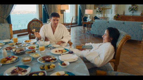 She-Said-Maybe-2025-www.9kmovies.rip-Hindi-AAC-5.1-English-NF-1080p-HDRip-2.1GB.mkv_snapshot_00.18.57.583.jpg