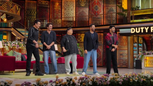 The-Great-Indian-Kapil-Show-S03E14-2025-www.moviespapa.casa-Hindi-NF-Series-1080p.mkv_snapshot_00.32.21.865.jpg