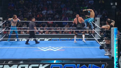 WWE-Friday-Night-SmackDown-19th-September-2025-www.moviespapa.com-English-1080p-HDRip-2.5GB.mkv_snapshot_00.35.02.705.jpg