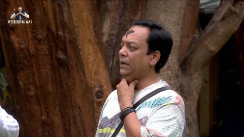 Bigg-Boss-Season-19-2025-www.9kmovies.rip-EP28-Hindi-JioHotStar-Series-1080p.mkv_snapshot_00.16.24.000.jpg