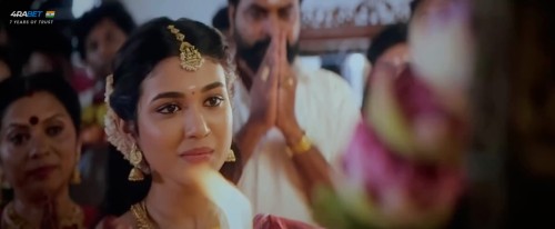 Elumale-2025-www.9kmovies.rip-Hindi-HQ-VoiceOver-1080p-HDTS-1.3GB.mkv_snapshot_00.19.37.083.jpg