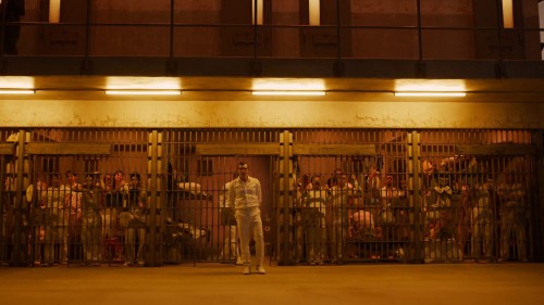The-Laundromat-2019-www.9kmovies.rip-Hindi-ORG-DD-5.1--English-1080p-HDRip-2GB.mkv_snapshot_01.26.27.042.jpg