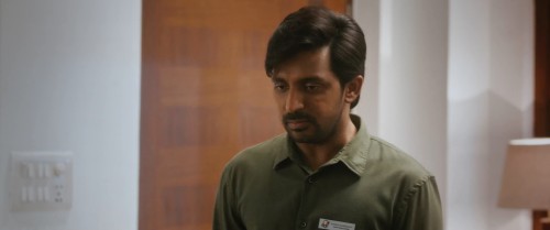 Darling-2024-www.moviespapa.com-Hindi-ORG-DD-5.1--Telugu-UNCUT-1080p-HDRip.mkv_snapshot_00.14.09.458.jpg