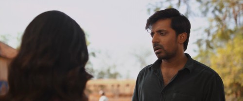 Darling-2024-www.moviespapa.com-Hindi-ORG-DD-5.1--Telugu-UNCUT-1080p-HDRip.mkv_snapshot_00.35.12.750.jpg