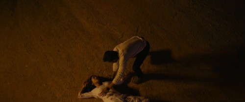 Darling-2024-www.moviespapa.com-Hindi-ORG-DD-5.1--Telugu-UNCUT-1080p-HDRip.mkv_snapshot_01.16.47.292.jpg