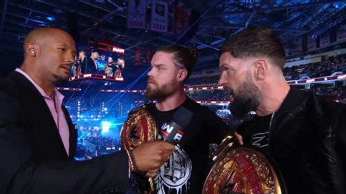 WWE-Monday-Night-Raw-29th-September-2025-www.9kmovies.rip-English-1080p-HDRip.mkv_snapshot_00.36.30.378.jpg