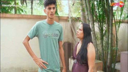 Step-Mom-2025-UncutPlus-Hindi.jpg