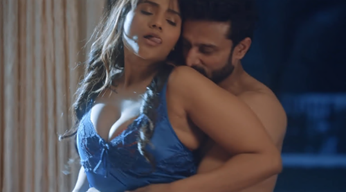 Khula-Darwaja-2025-S01EP01T04-Sutraflix-Hindi-3.png
